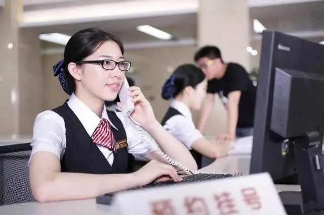 醫(yī)院導(dǎo)診預(yù)約熱線解決方案